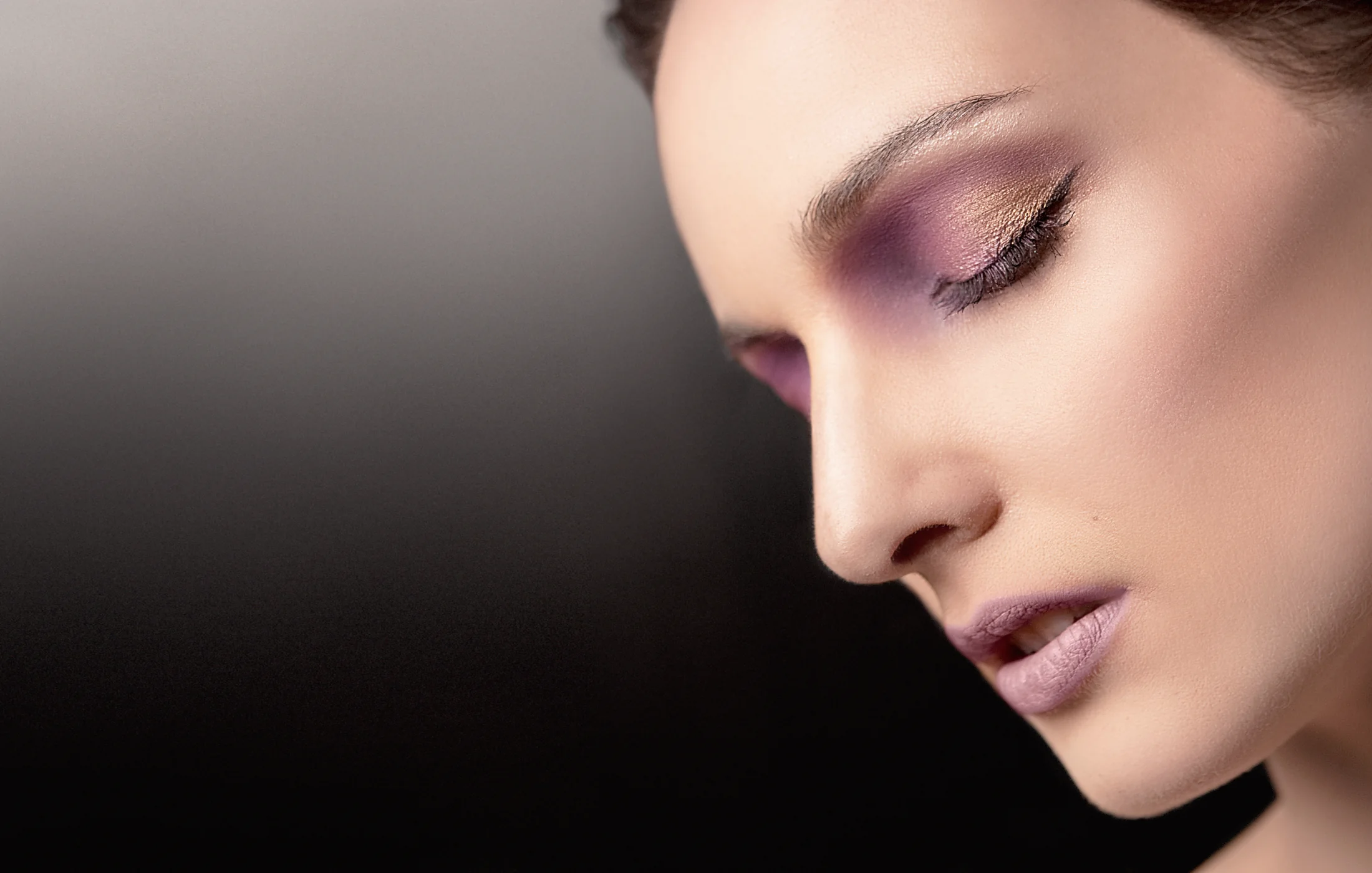 Freelance Model Rates: How Much Can or Should You Charge?